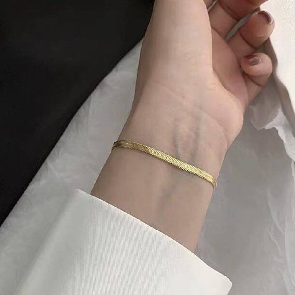 Chain Golden Bracelet - Picture 3 of 11